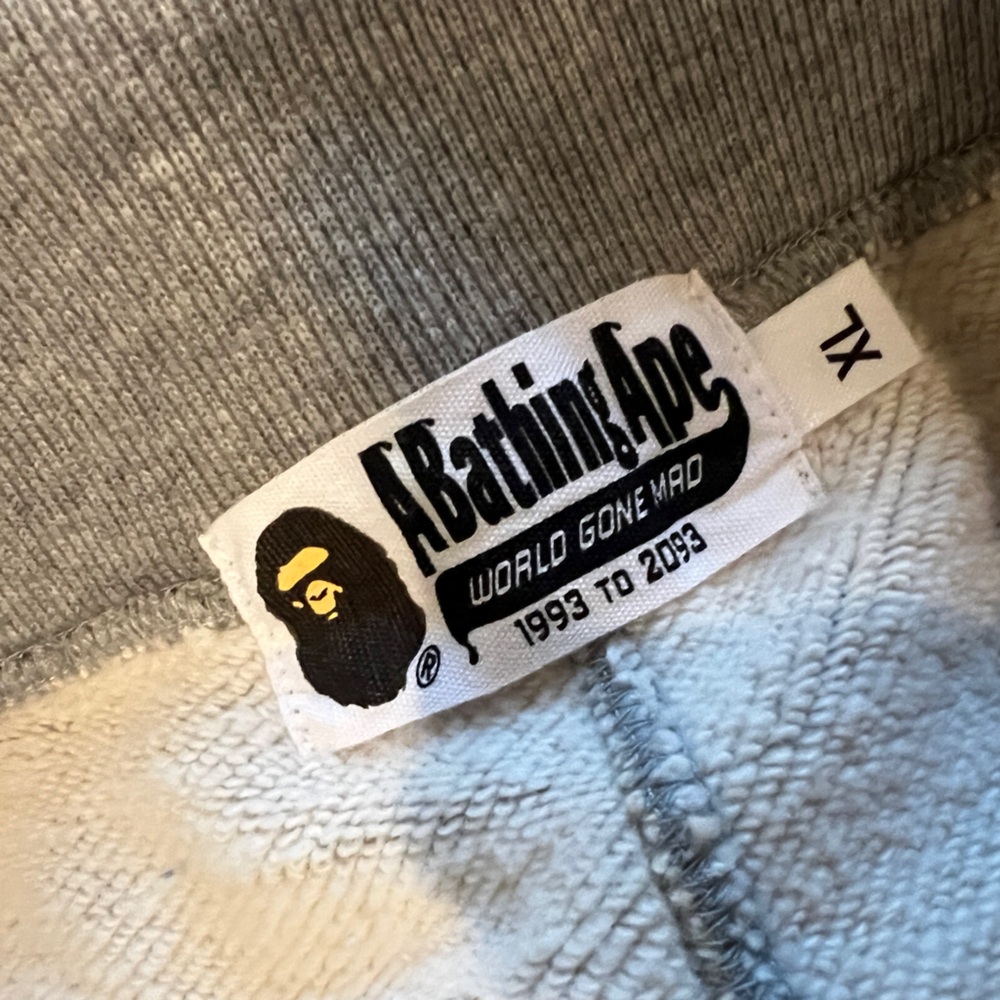 Men’s Gray BAPE (A Bathing Ape) Sweatpants – XL - Picture 3 of 4